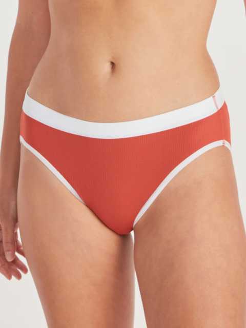woman's athletic briefs